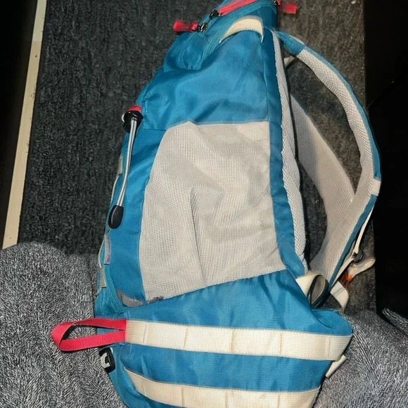 Blue Hiking Backpack - Picture 2 of 4
